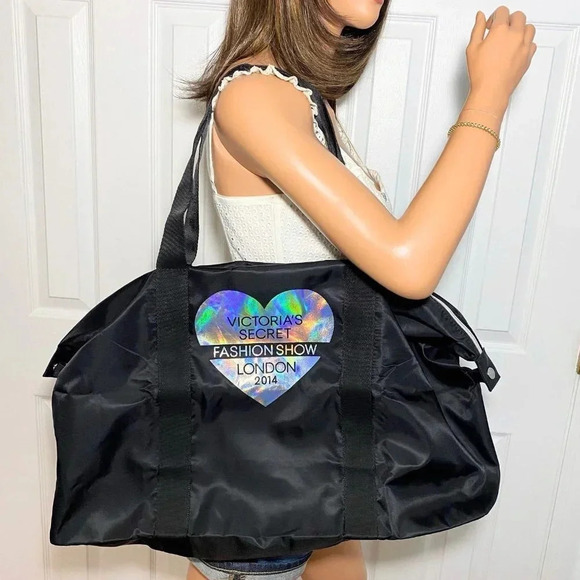 Victoria’s Secret London Fashion Show Bag in a Bag 2 in 1 Travel Tote - Picture 3 of 8